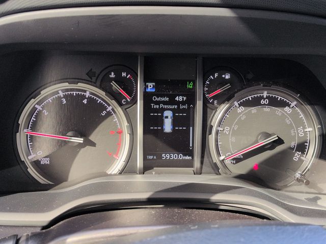 Thumbnail: 2020 Toyota 4Runner - 17