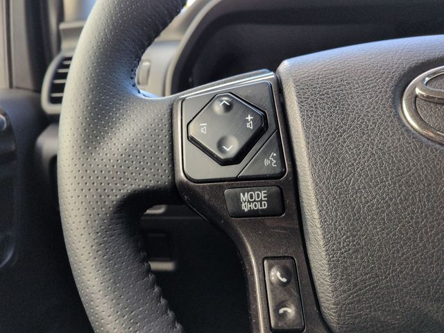 Thumbnail: 2020 Toyota 4Runner - 30