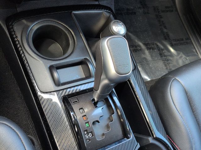 Thumbnail: 2020 Toyota 4Runner - 16