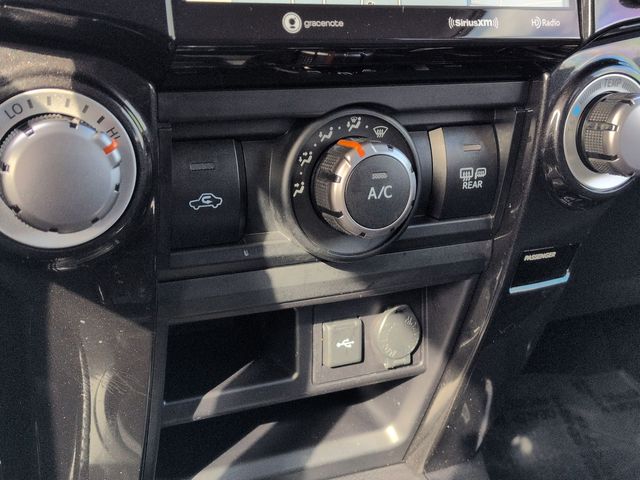 Thumbnail: 2020 Toyota 4Runner - 37