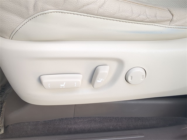 Thumbnail: 2018 Lexus GX - 27