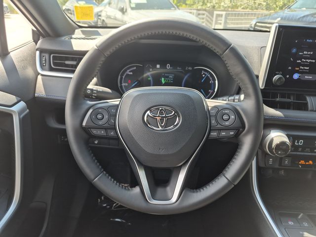 Thumbnail: 2023 Toyota RAV4 - 14