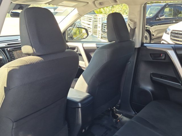 Thumbnail: 2018 Toyota RAV4 - 27