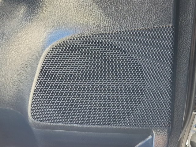 Thumbnail: 2018 Toyota RAV4 - 35