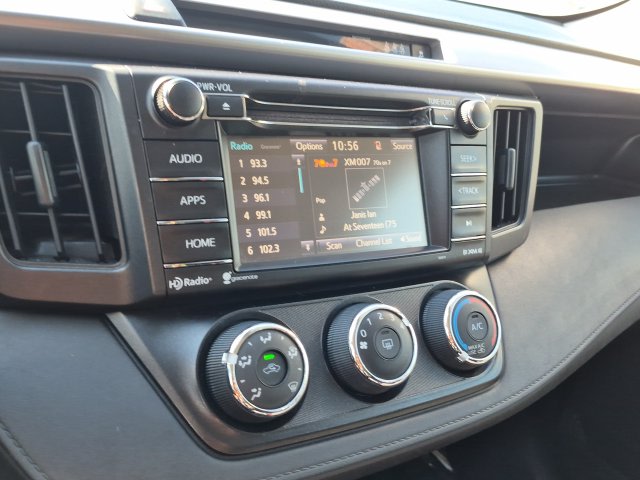 Thumbnail: 2018 Toyota RAV4 - 33