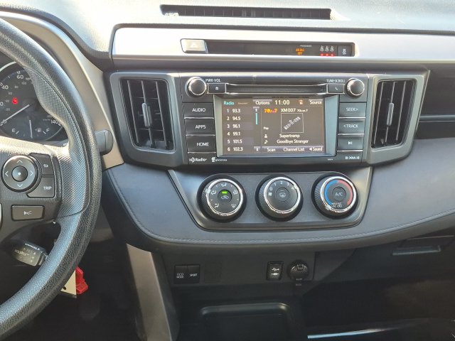 Thumbnail: 2018 Toyota RAV4 - 15