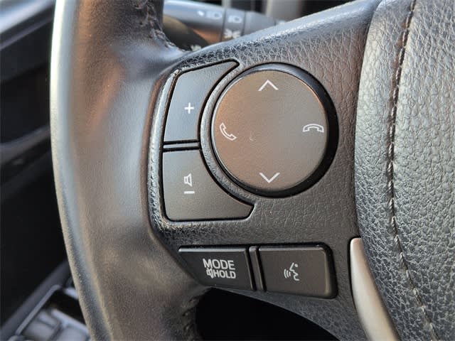 Thumbnail: 2016 Toyota RAV4 - 31