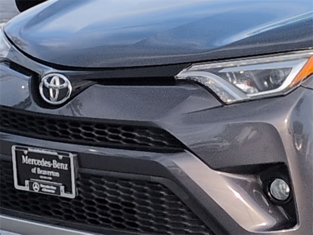 Thumbnail: 2016 Toyota RAV4 - 7