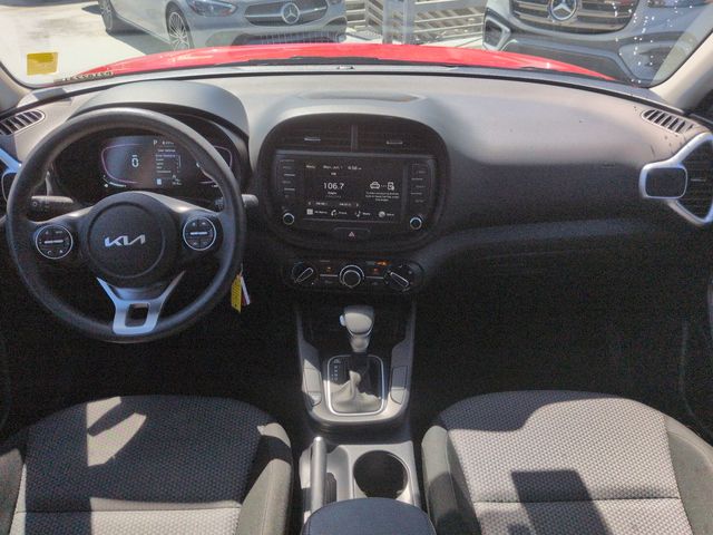 Thumbnail: 2023 Kia Soul - 8