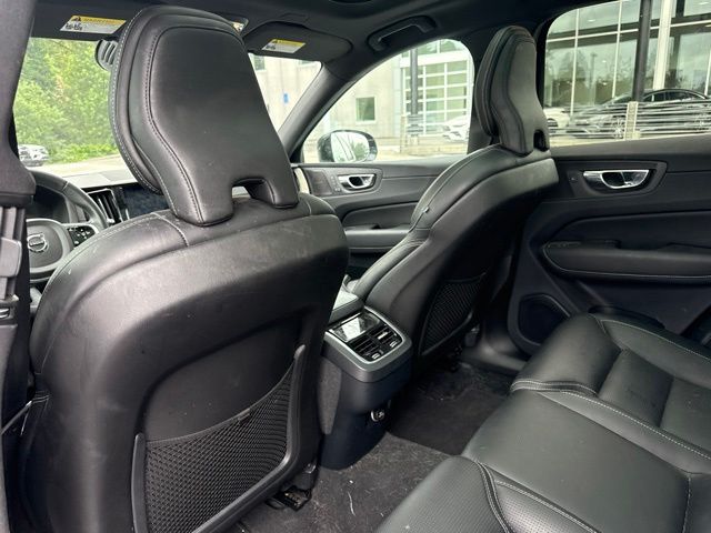 Thumbnail: 2019 Volvo XC60 - 14