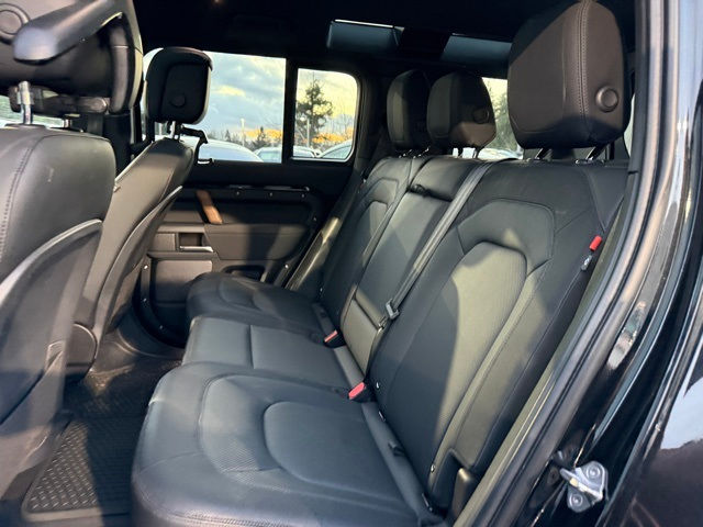 Thumbnail: 2023 Land Rover Defender - 14