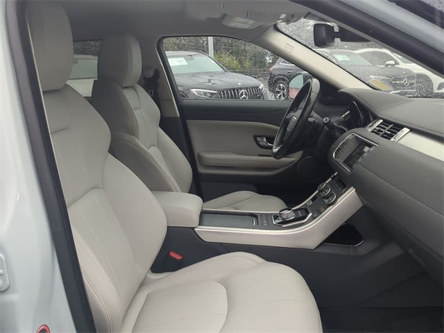 Thumbnail: 2016 Land Rover Range Rover Evoque - 12