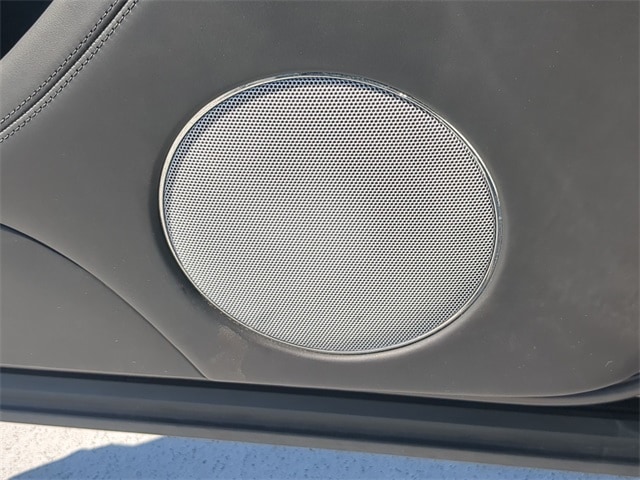 Thumbnail: 2019 Bentley Bentayga - 35