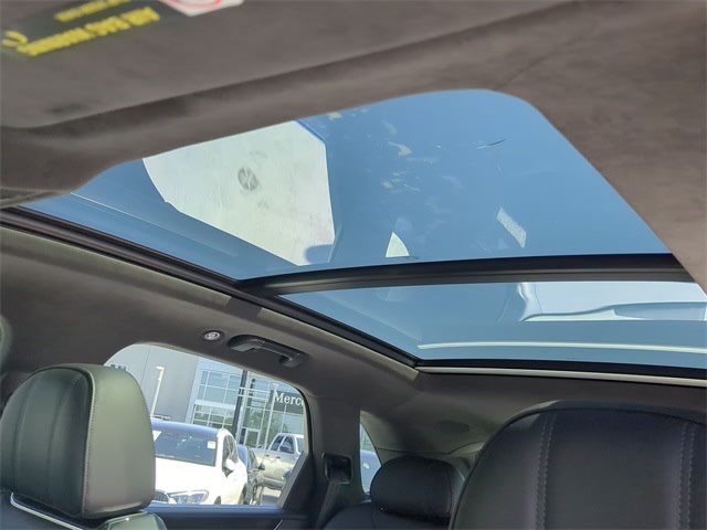 Thumbnail: 2019 Bentley Bentayga - 27