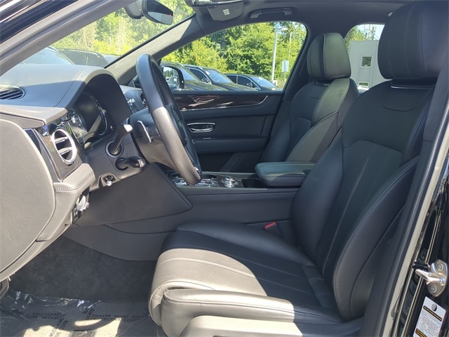 Thumbnail: 2019 Bentley Bentayga - 11