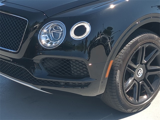 Thumbnail: 2019 Bentley Bentayga - 20