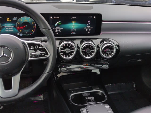 Thumbnail: 2022 Mercedes-Benz A-Class - 15