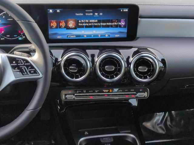 Thumbnail: 2025 Mercedes-Benz CLA - 32