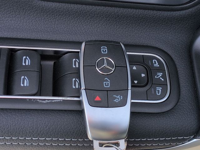 Thumbnail: 2025 Mercedes-Benz CLA - 36