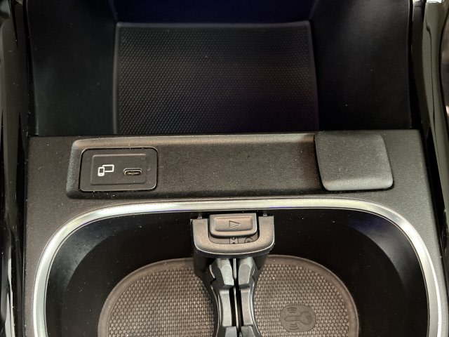 Thumbnail: 2020 Mercedes-Benz CLA - 42