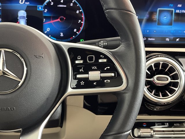 Thumbnail: 2020 Mercedes-Benz CLA - 40