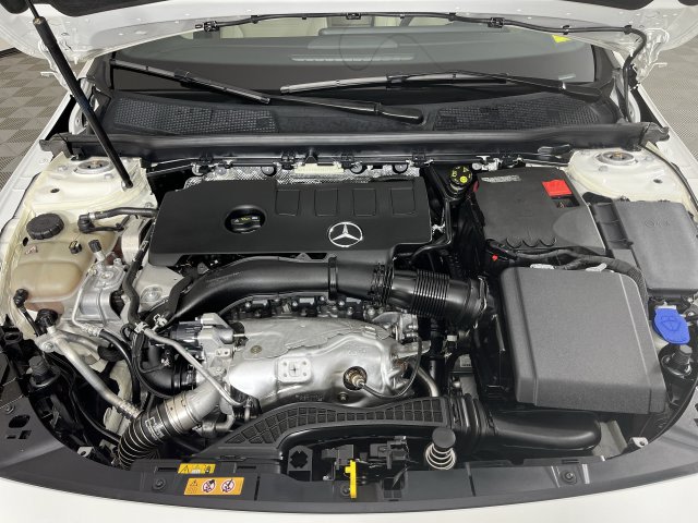 Thumbnail: 2020 Mercedes-Benz CLA - 8