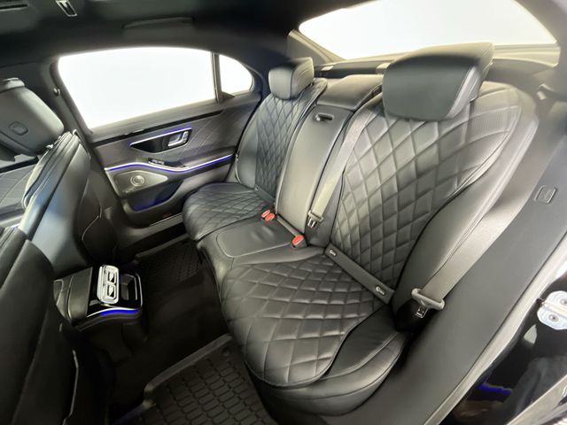Thumbnail: 2024 Mercedes-Benz S-Class - 30