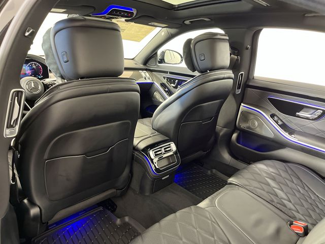 Thumbnail: 2024 Mercedes-Benz S-Class - 13