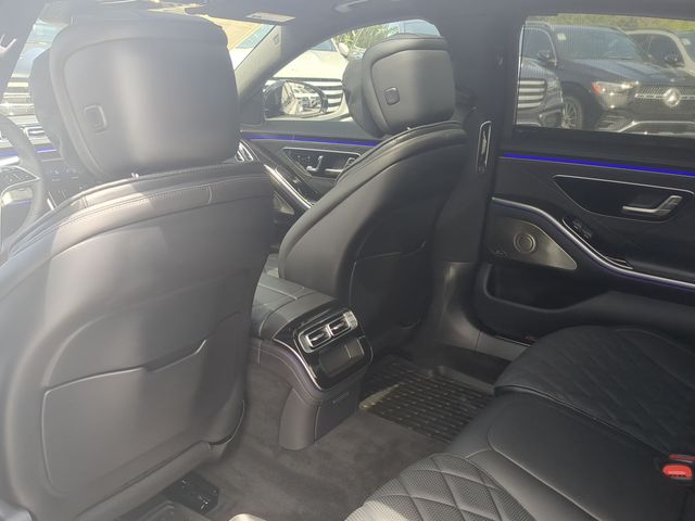 Thumbnail: 2025 Mercedes-Benz S-Class - 13