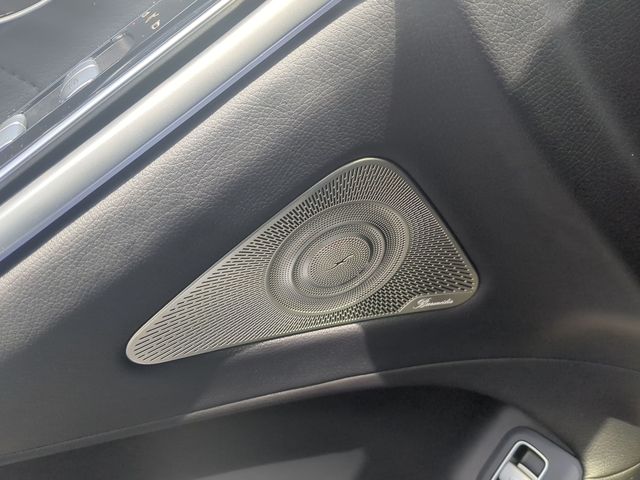 Thumbnail: 2025 Mercedes-Benz S-Class - 33