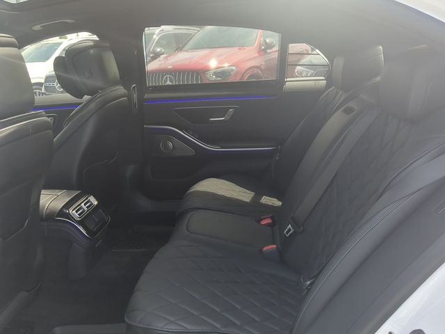 Thumbnail: 2025 Mercedes-Benz S-Class - 26