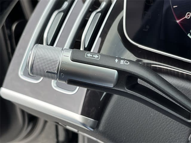 Thumbnail: 2024 Mercedes-Benz S-Class - 34