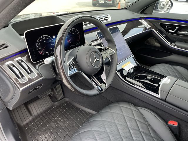 Thumbnail: 2024 Mercedes-Benz S-Class - 2