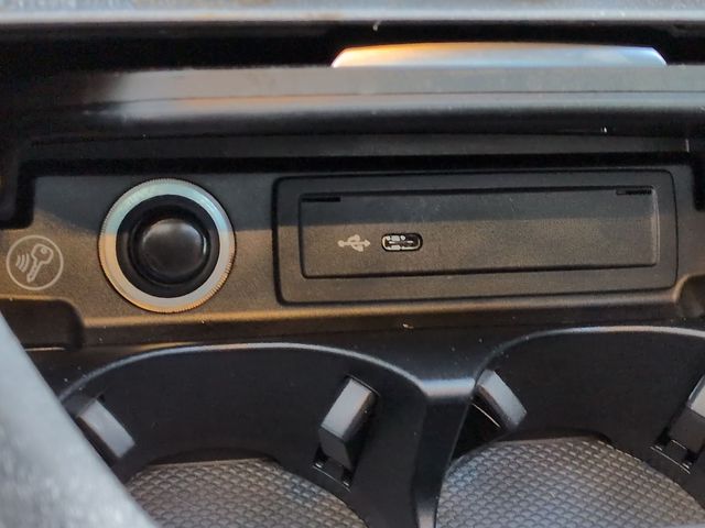 Thumbnail: 2022 Mercedes-Benz AMG GT - 35