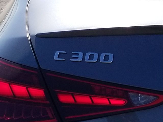 Thumbnail: 2022 Mercedes-Benz C-Class - 31