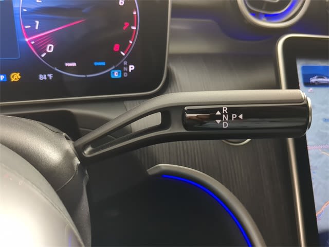 Thumbnail: 2025 Mercedes-Benz C-Class - 37