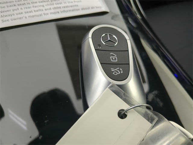 Thumbnail: 2025 Mercedes-Benz C-Class - 14