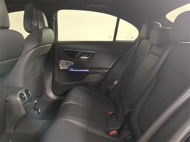 Thumbnail: 2025 Mercedes-Benz C-Class - 27