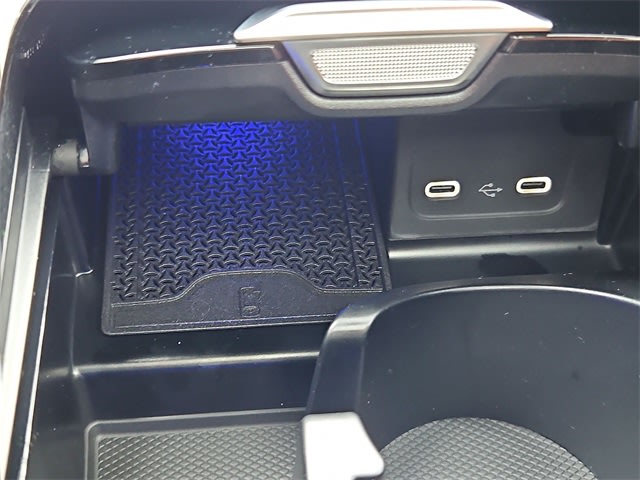 Thumbnail: 2026 Mercedes-Benz C-Class - 37