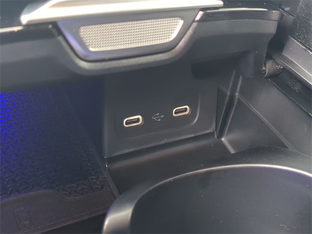 Thumbnail: 2025 Mercedes-Benz C-Class - 34