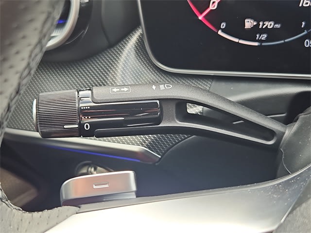 Thumbnail: 2025 Mercedes-Benz C-Class - 34