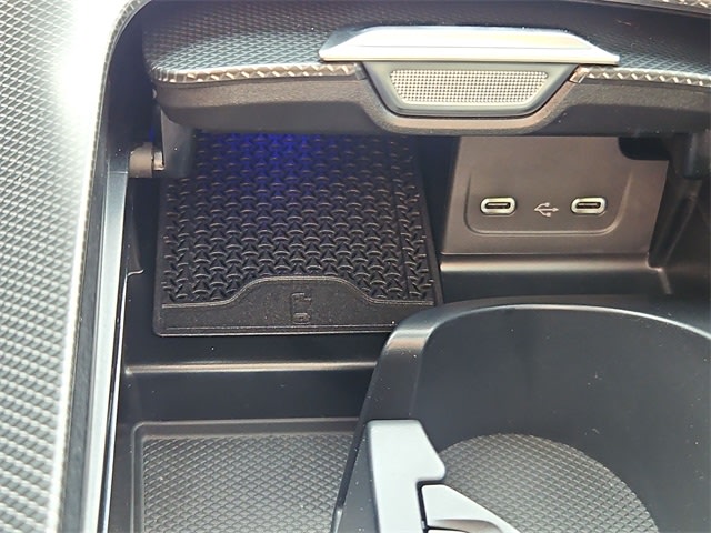 Thumbnail: 2025 Mercedes-Benz C-Class - 37