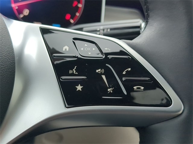 Thumbnail: 2025 Mercedes-Benz C-Class - 32