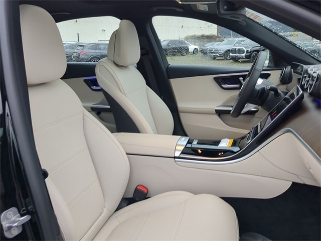 Thumbnail: 2025 Mercedes-Benz C-Class - 12