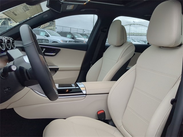 Thumbnail: 2025 Mercedes-Benz C-Class - 11