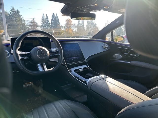 Thumbnail: 2022 Mercedes-Benz EQS - 2