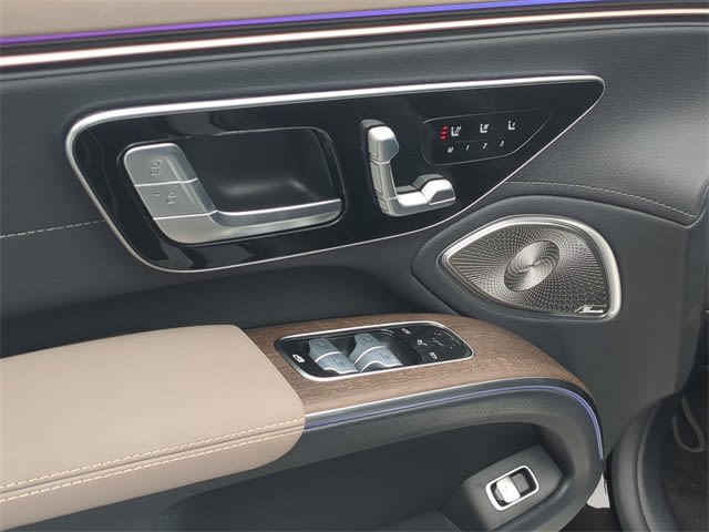 Thumbnail: 2023 Mercedes-Benz EQS - 24