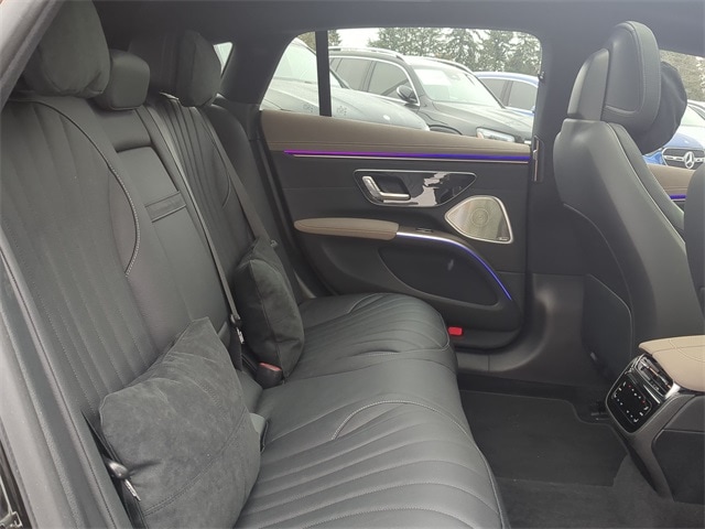 Thumbnail: 2023 Mercedes-Benz EQS - 27