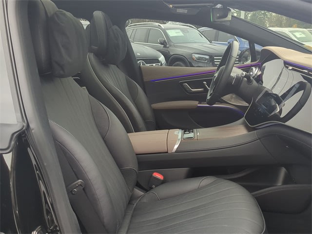 Thumbnail: 2023 Mercedes-Benz EQS - 11