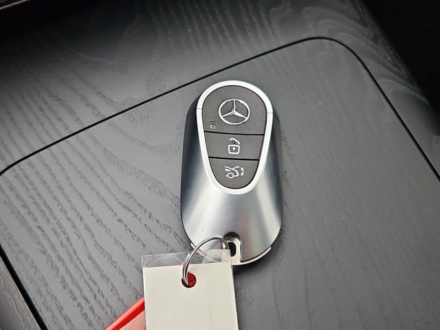 Thumbnail: 2026 Mercedes-Benz E-Class - 20
